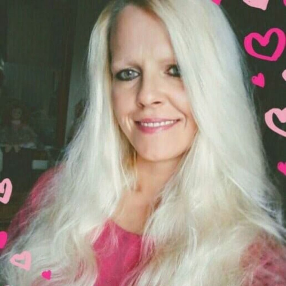 Meet your Posher, Dena j.